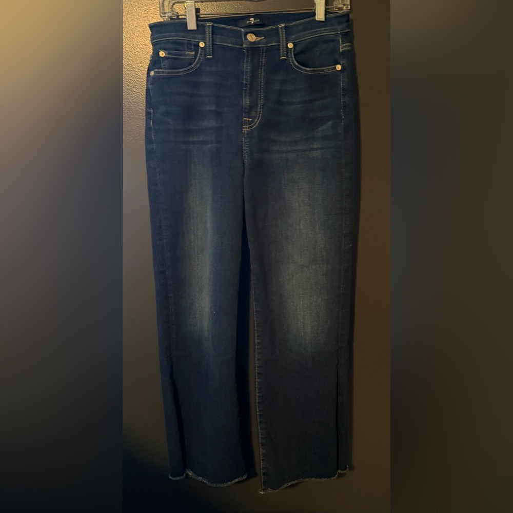 7 For All Mankind Cropped Alexa Wide-Leg Dark Indigo Jeans - Picture 2 of 6